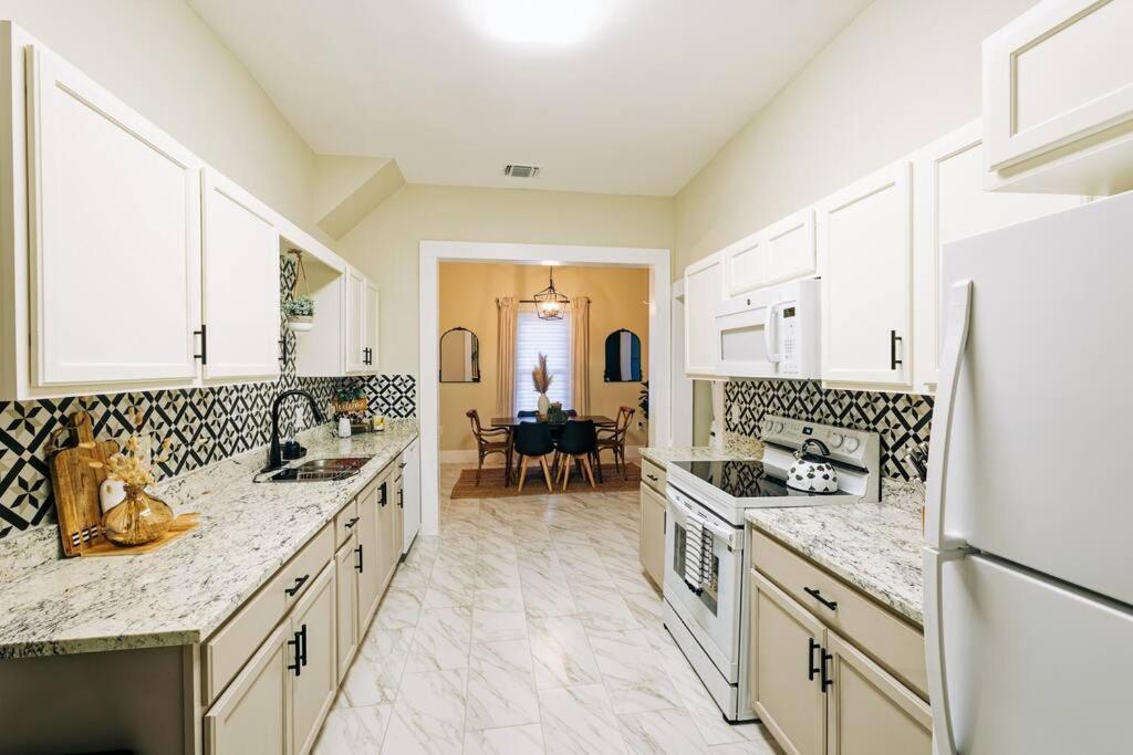 Close To Downtown San Antonio,Tx With Private Backyard And Firepit Zewnętrze zdjęcie